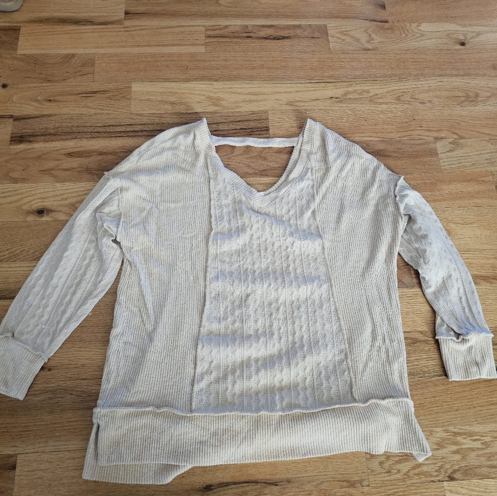 Size XL Maurices Sweater